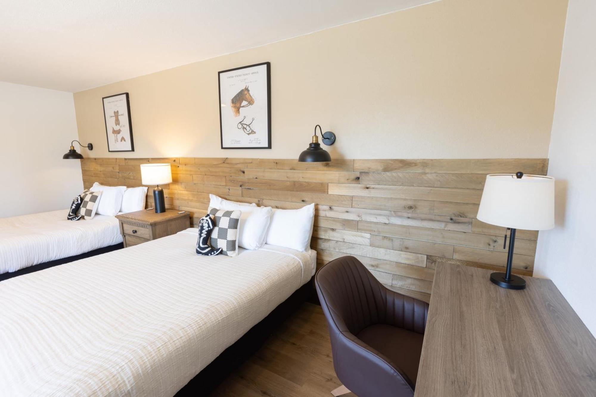 The Golden Spur Hotel パンギッ​​チ 部屋 写真